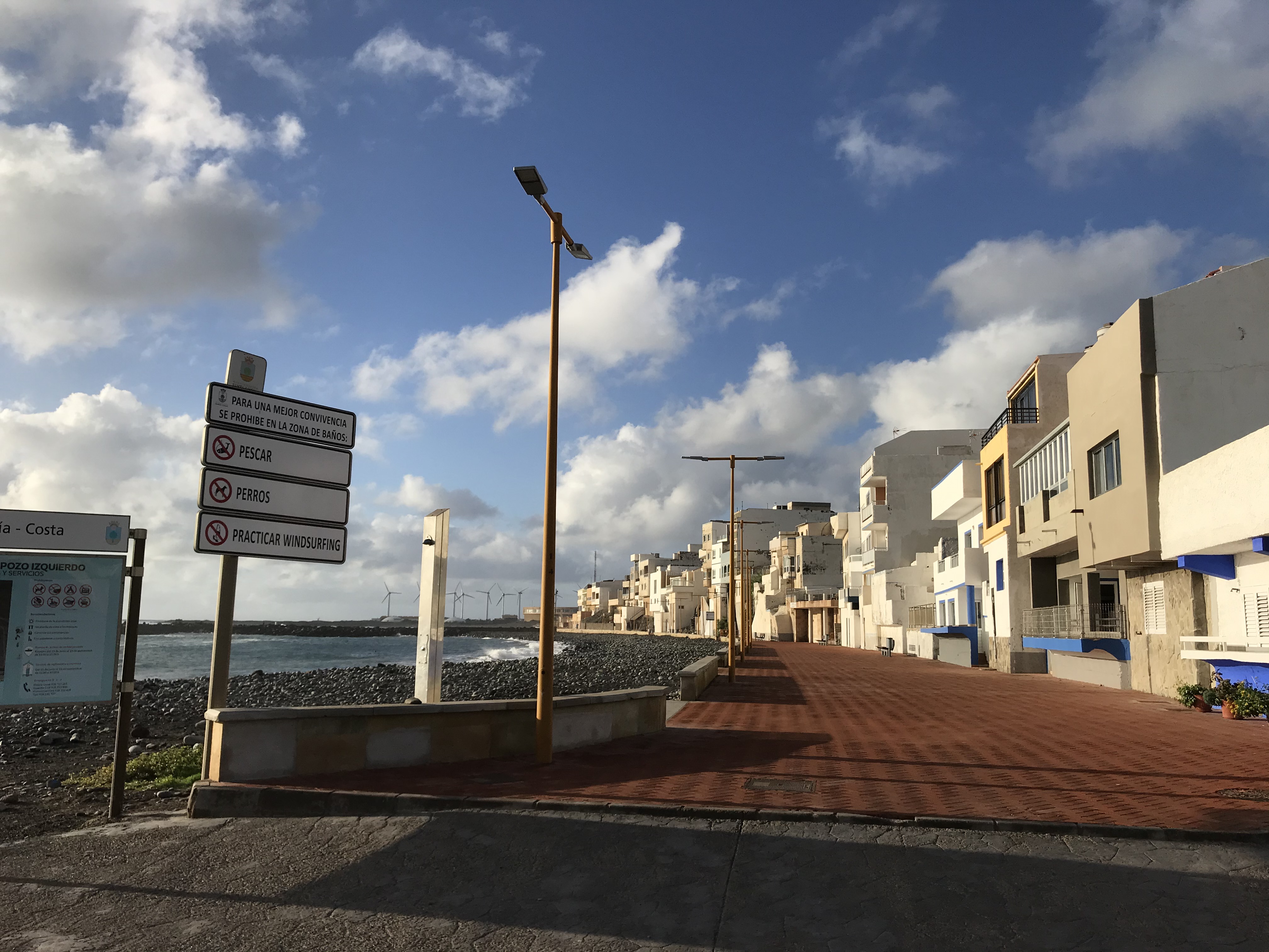 El Ayuntamiento cierra el acceso a las playas durante la víspera de San Juan aunque permite la realización de hogueras en espacios privados si se respetan las normas de seguridad